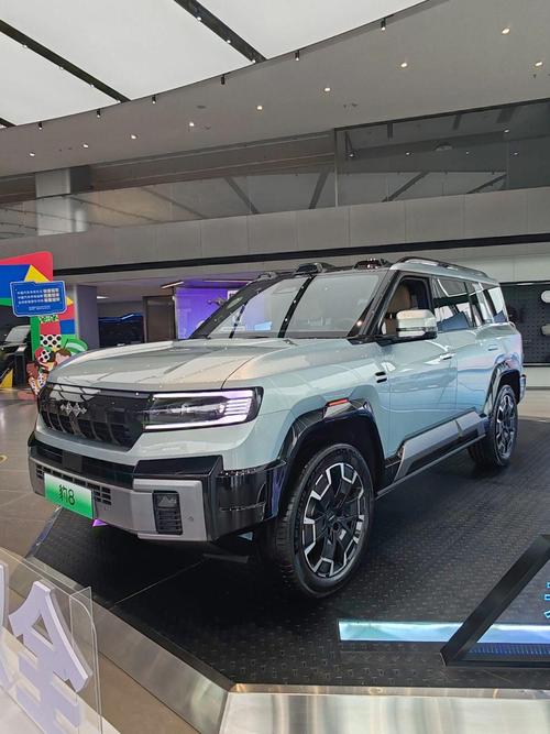 广州215比亚迪方程豹硬派越野的爆款，英菲尼迪35周年与你共成长