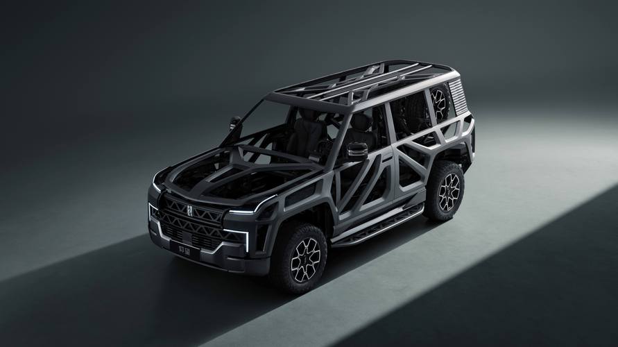 广州215仰望U8硬派越野的科技魅力，国能汽车对传统燃油车市场的冲击